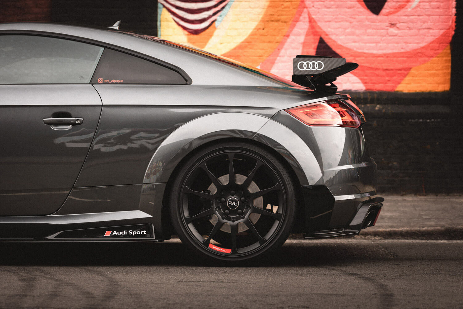 Automotive photography in Belgium by Arno Van de Vijver